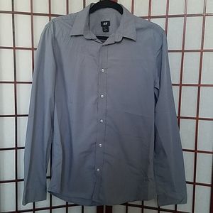 H&M Gray dress shirt. Size M.